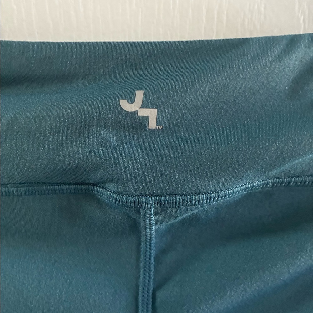 Joy Lab athletic capris Size Large - Picture 5 of 5